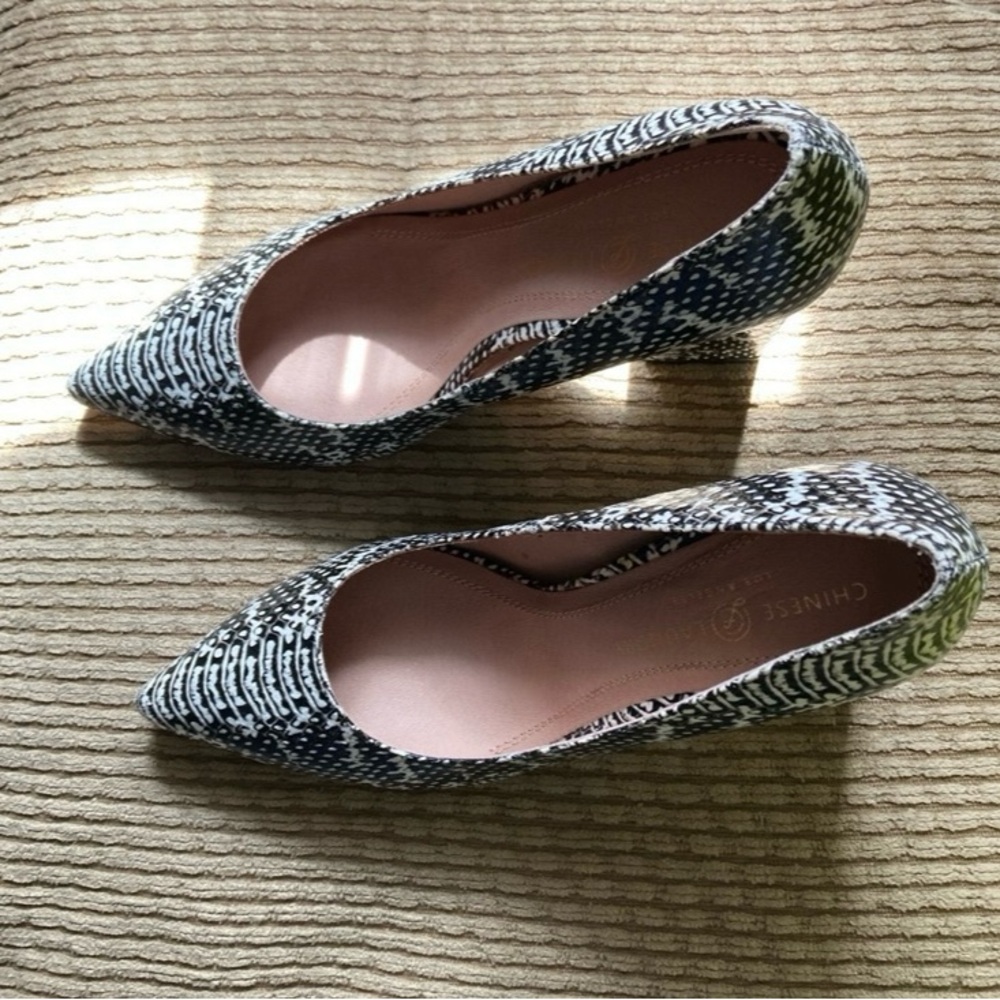 Chinese Laundry Black and White Heels